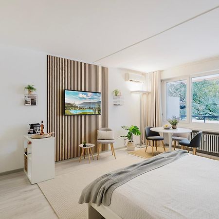 Luganersee, Pool, Strand, Parkplatz, Suite 204 Bissone Dış mekan fotoğraf