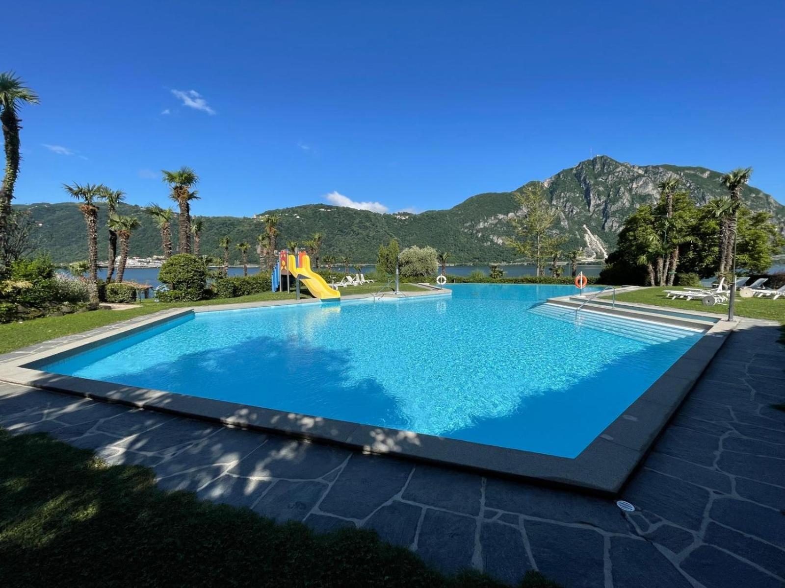 Luganersee, Pool, Strand, Parkplatz, Suite 204 Bissone Dış mekan fotoğraf