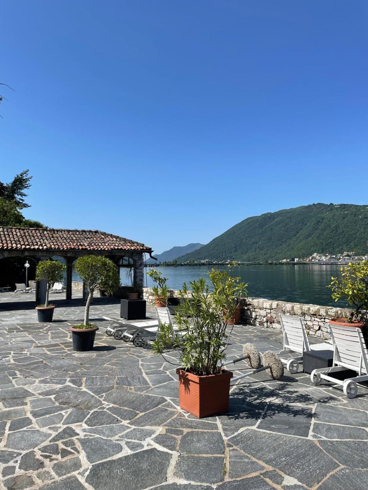 Luganersee, Pool, Strand, Parkplatz, Suite 204 Bissone Dış mekan fotoğraf